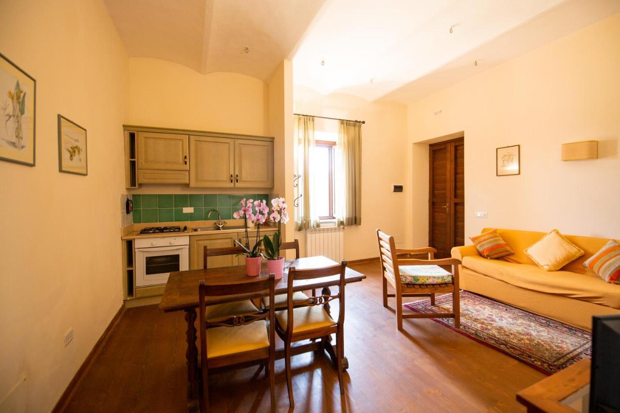 Agriturismo Lago Di Mezzano Valentano Екстер'єр фото