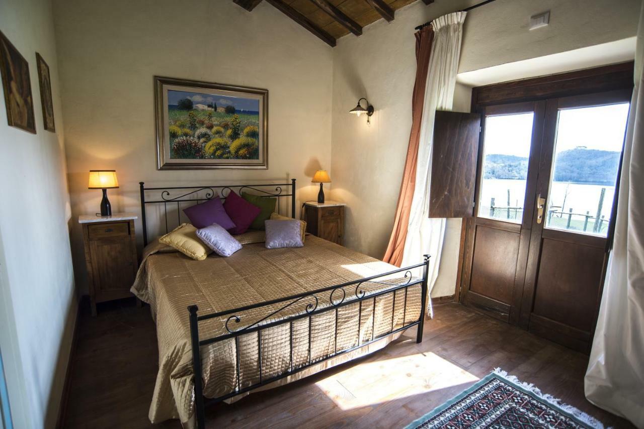 Agriturismo Lago Di Mezzano Valentano Екстер'єр фото