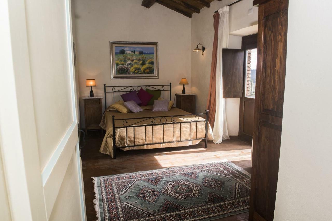 Agriturismo Lago Di Mezzano Valentano Екстер'єр фото